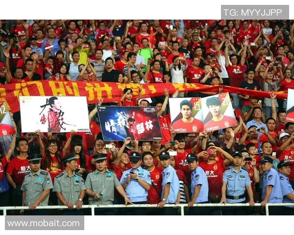 仓库的坚韧与守护象征着哪位足球明星的拼搏精神与团队价值