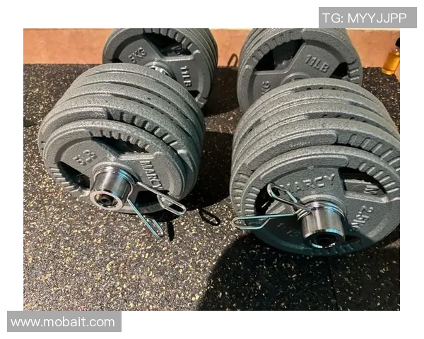 哑铃重量过重对健身效果的影响及如何选择合适的哑铃重量